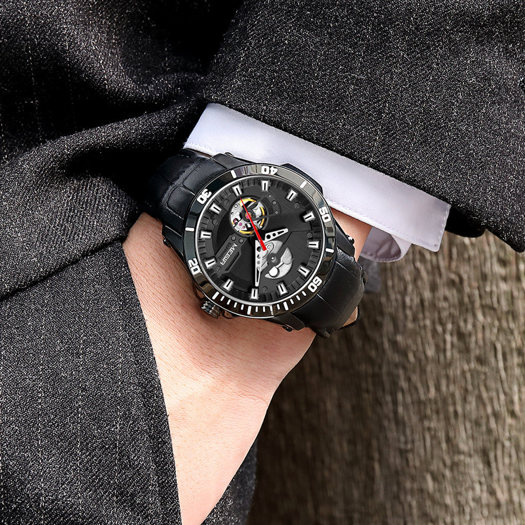 MEGIR Fashion Leather Watches for Men Sapphire Stainless Steel Automatic Mechanical Watch Sports Clock Montre Homme 62069